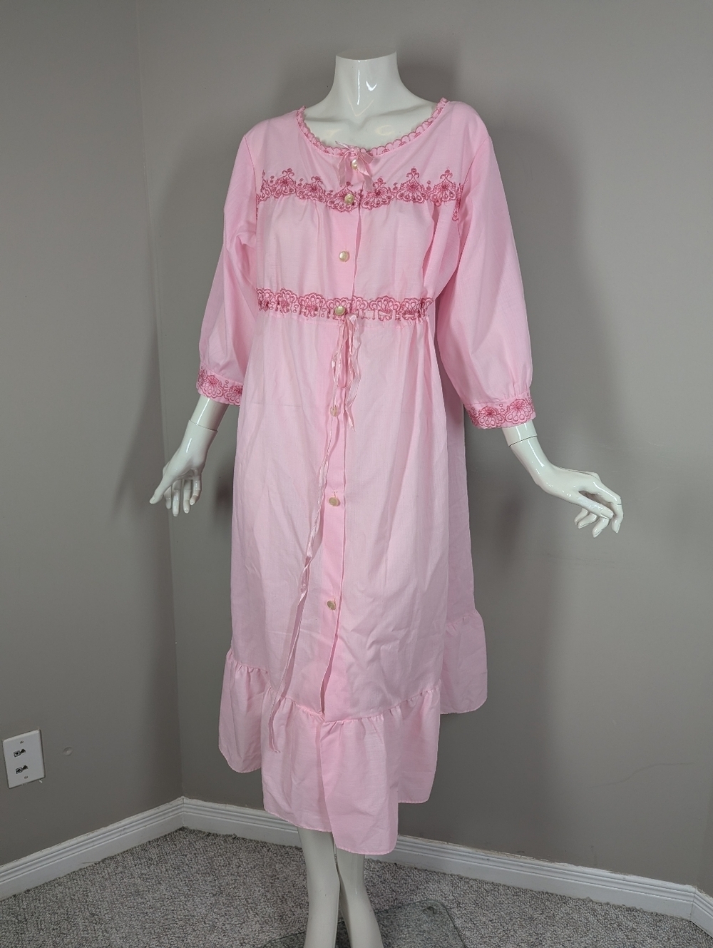 Vintage Pink Housecoat Robe Cottagecore Nightgown Duster Dress Large